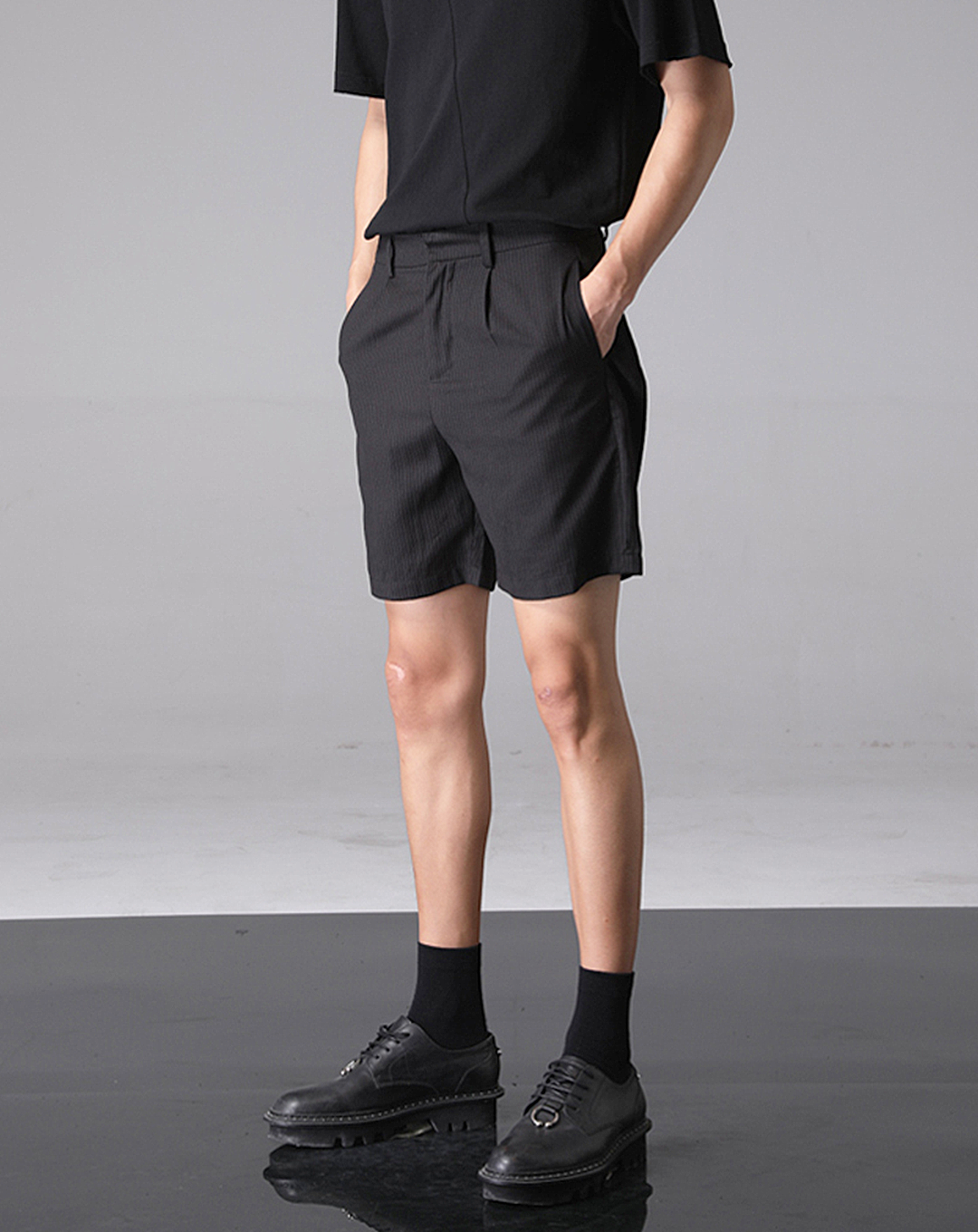 ♂Back Cutout Shorts