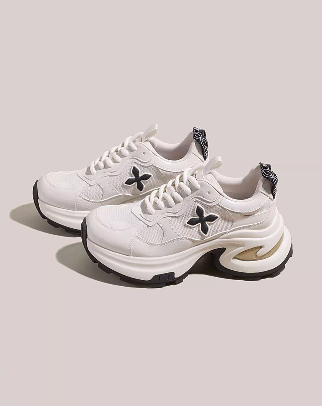♀Bloom Volume Sneakers