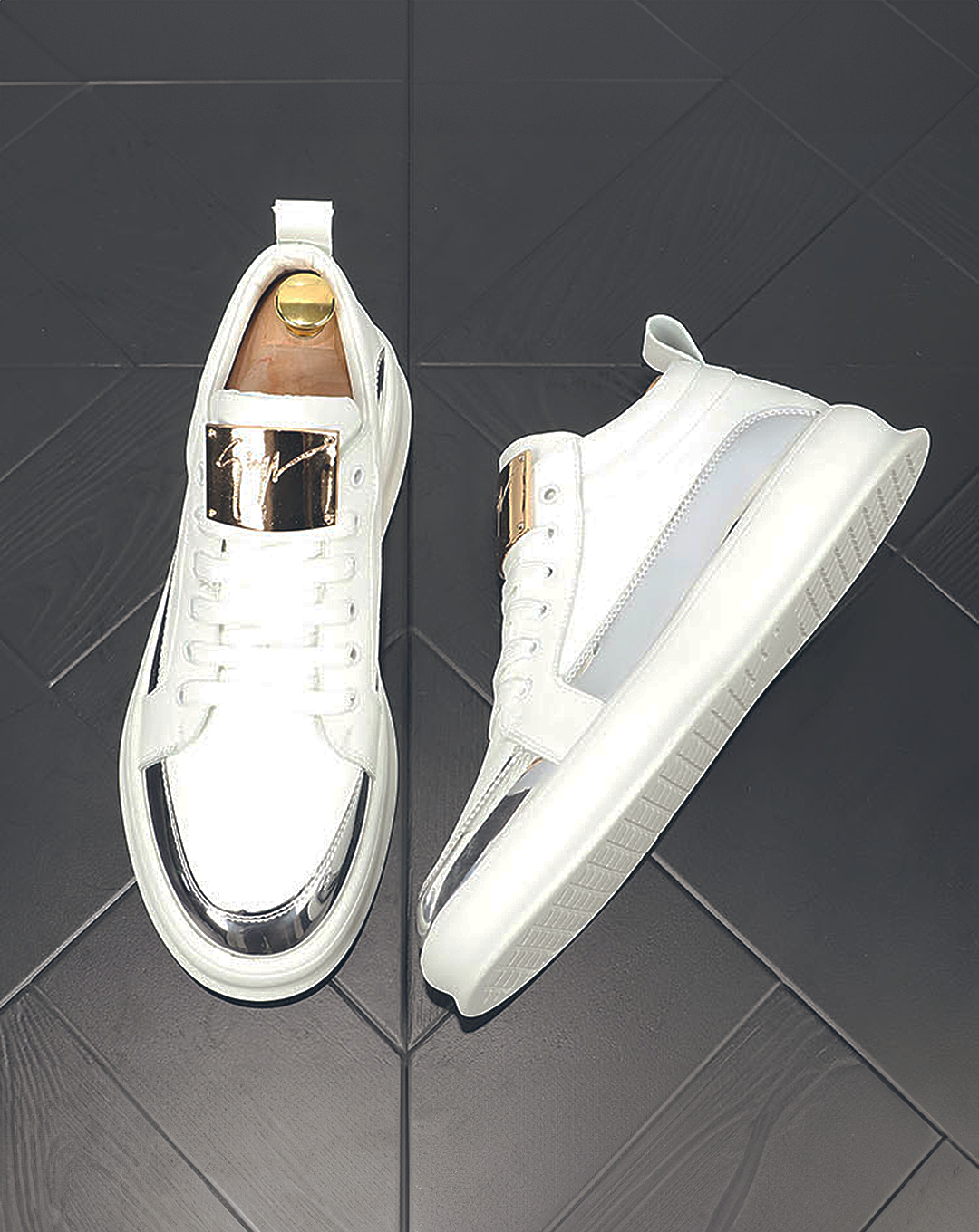 ♂♀Metallic Color Plate Sneakers
