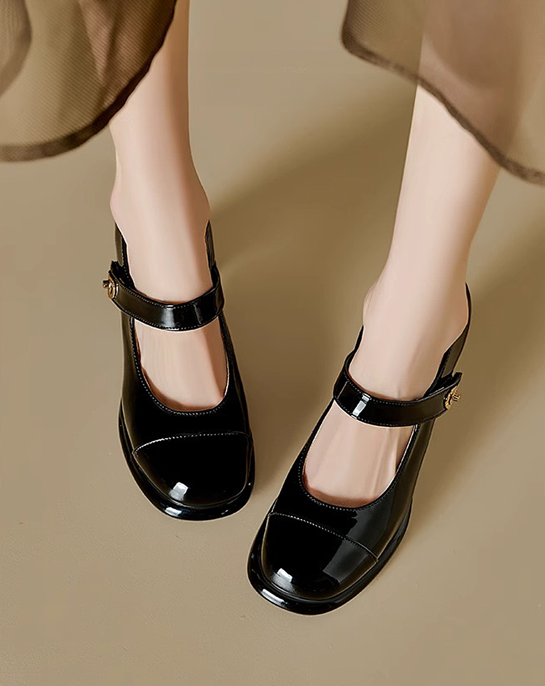 ♀Charm Button Pumps