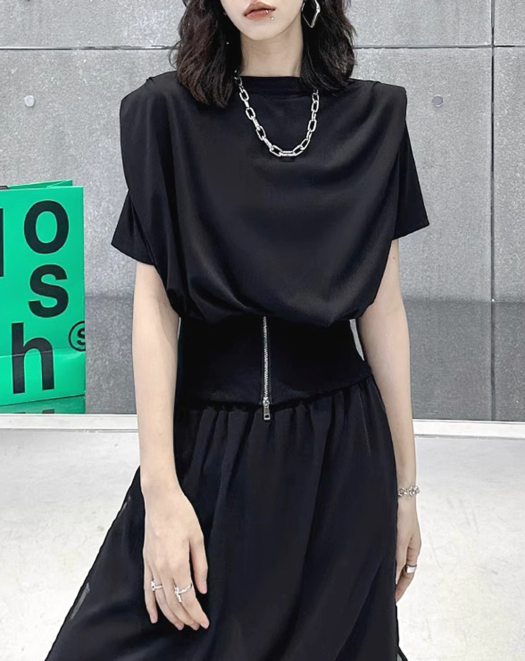 ♀Waist Zip Shirt