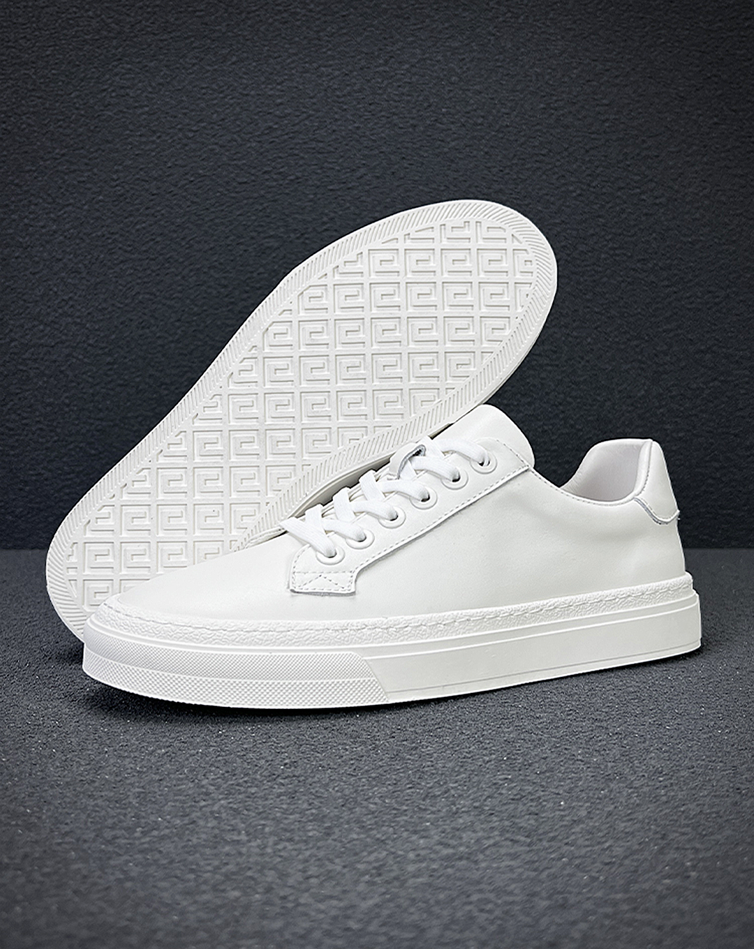 ♂♀本革/Pure Luxe Sneakers