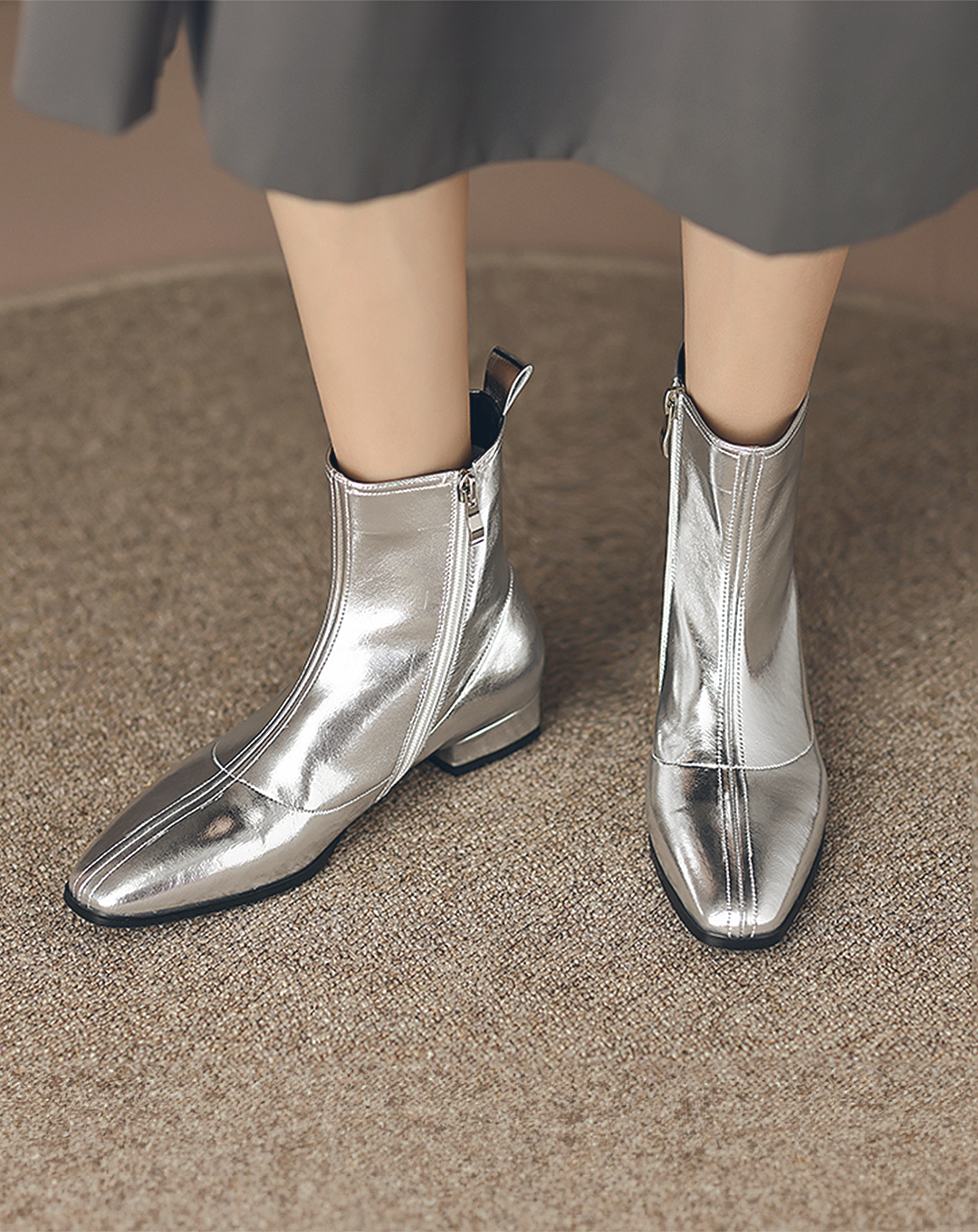 ♀本革/Silver Low Heel Short Boots