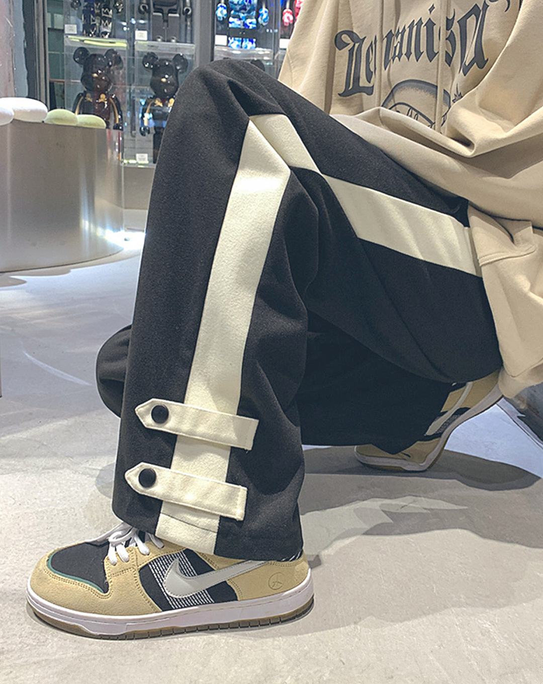 ♂Line Loose Button Pants
