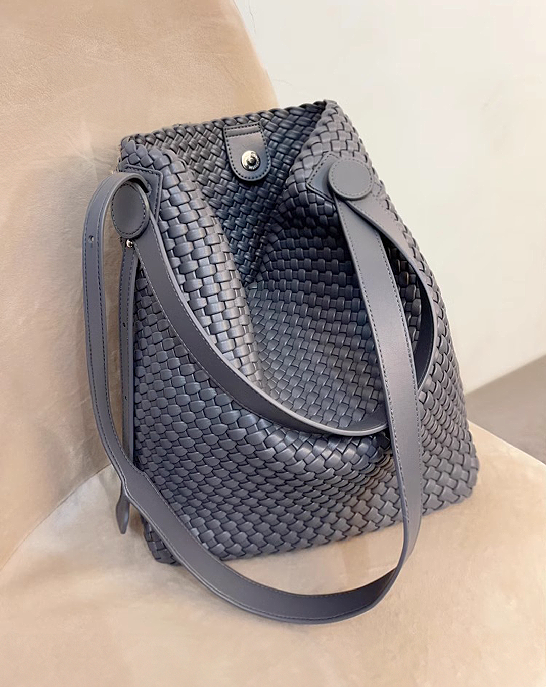 ♀Braided Leather Tote Bag