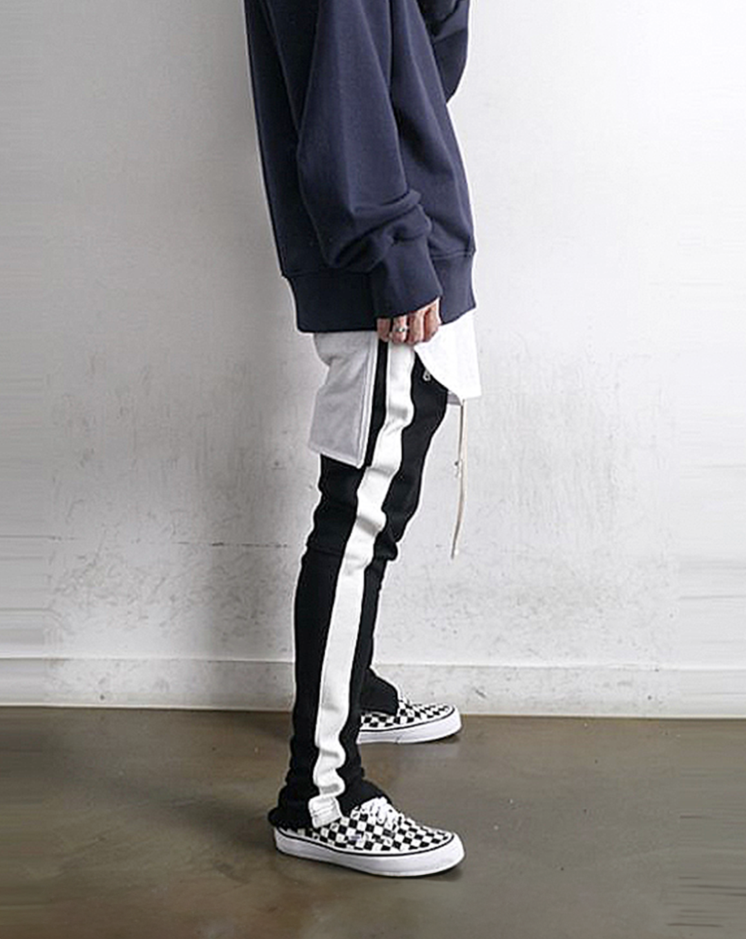 ♂Button Hem Line Pants