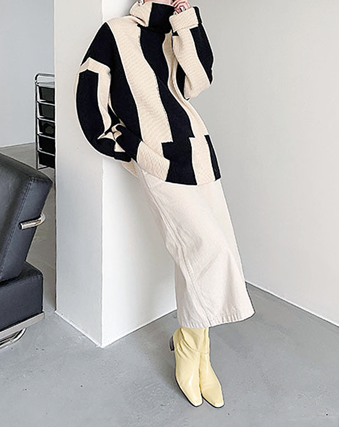 ♀Monochrome Striped Knit