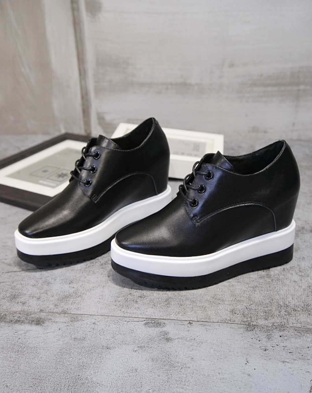 ♀本革/Smooth Laceup Shoes