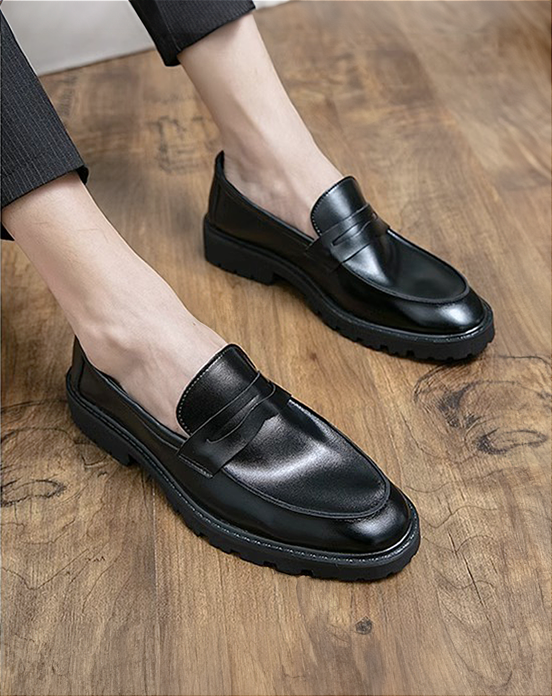 ♂Plain Monotone Loafers