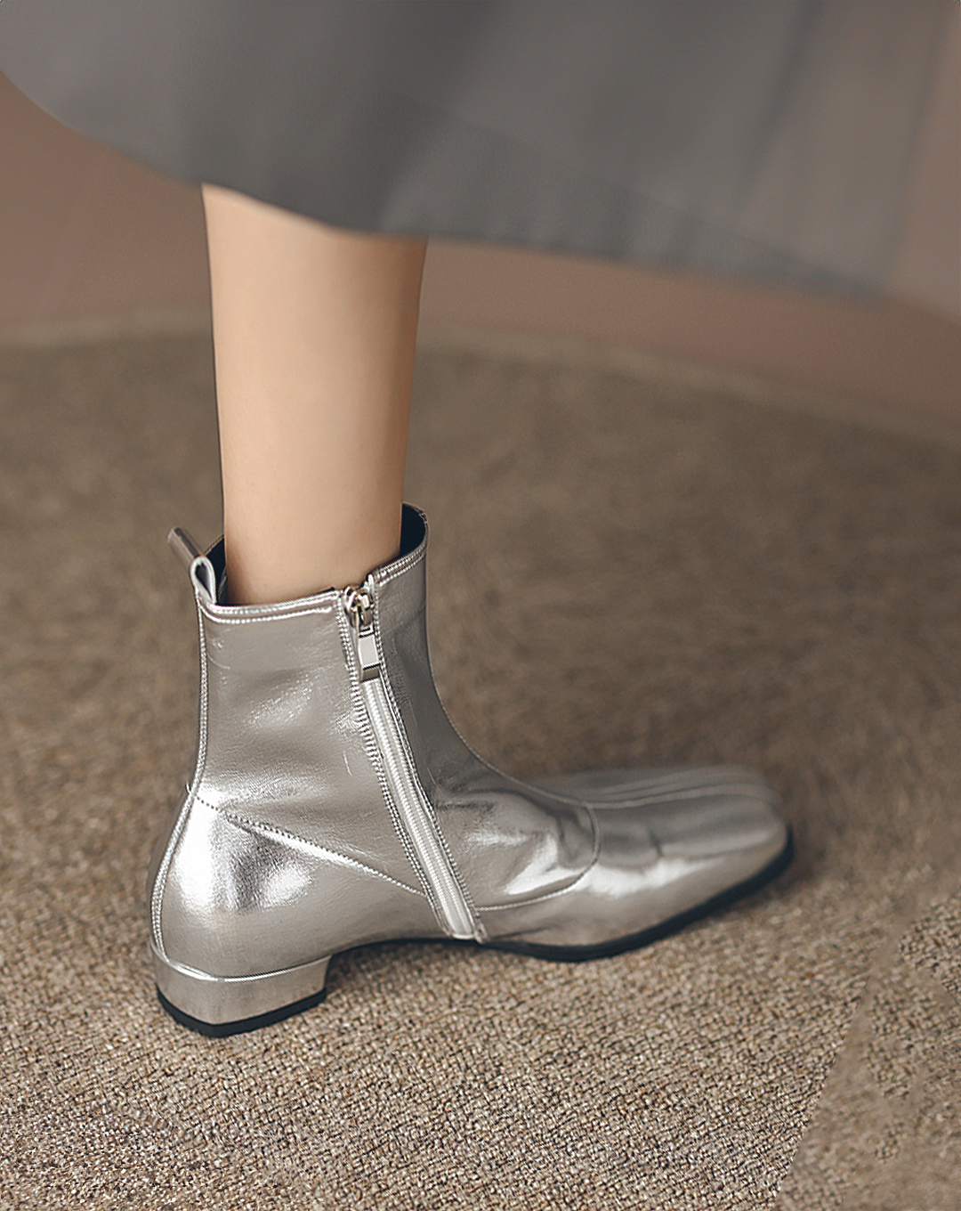 ♀本革/Silver Low Heel Short Boots