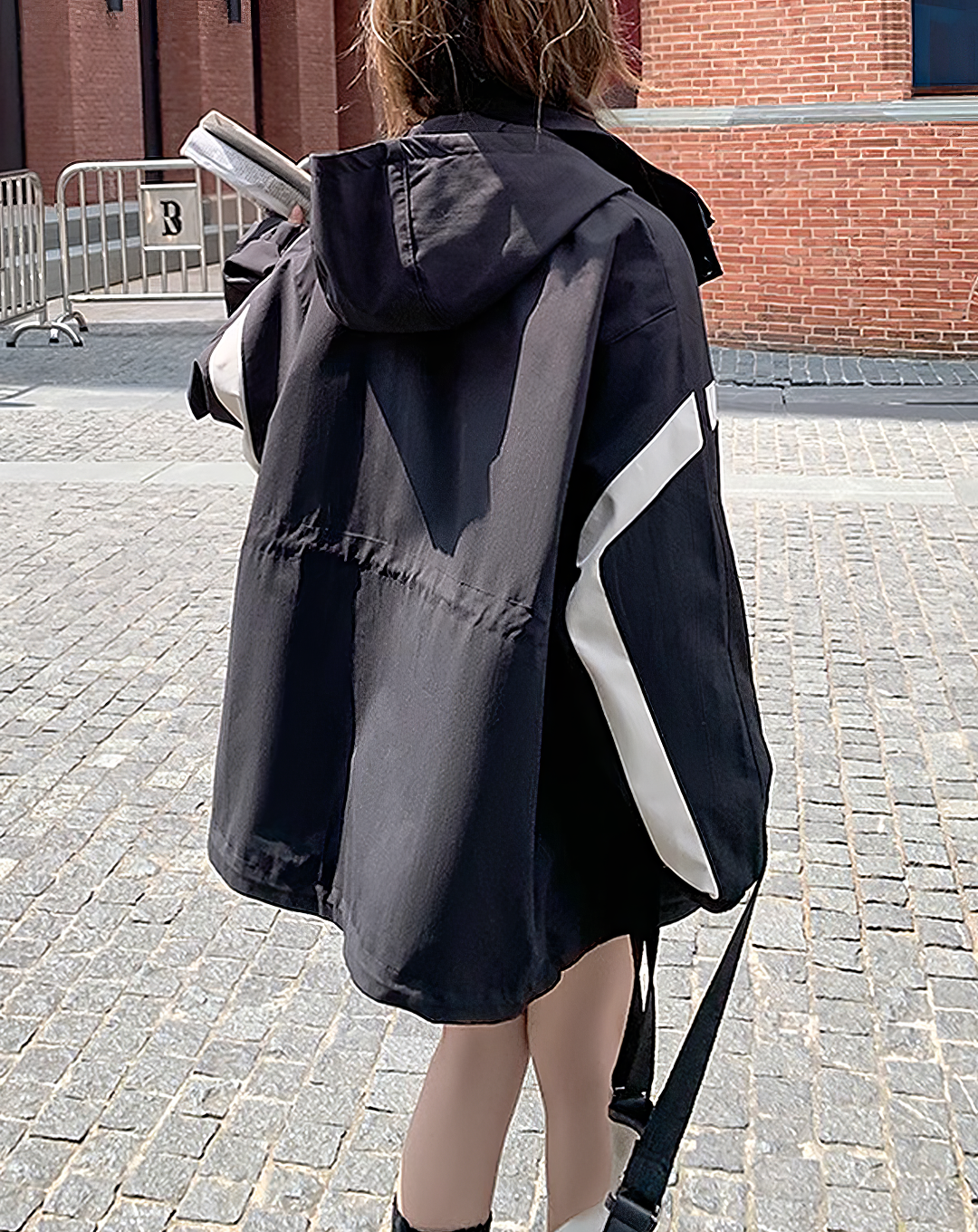 ♀Contrast Line Hooded Jacket