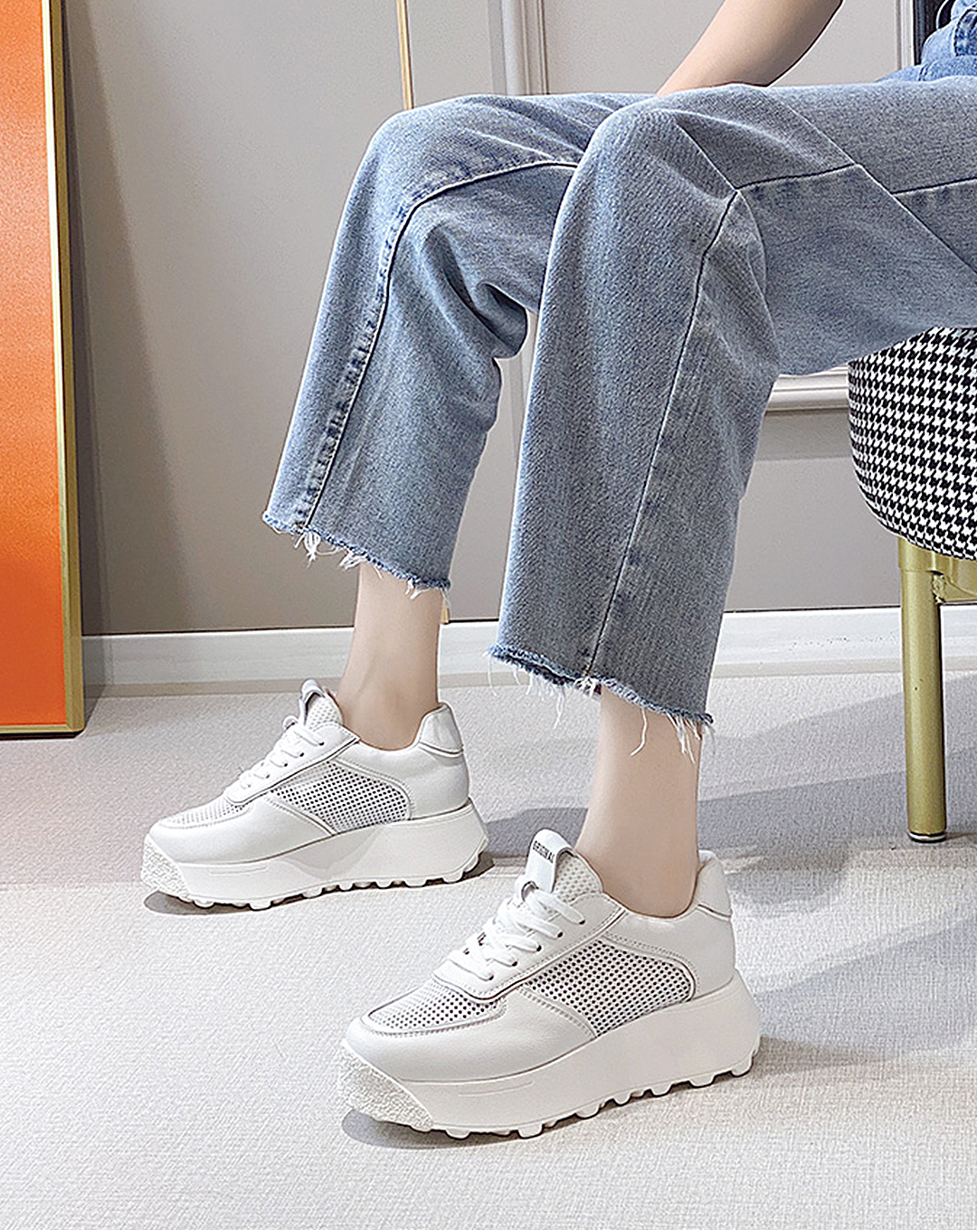 ♀本革/White Platform Sneakers