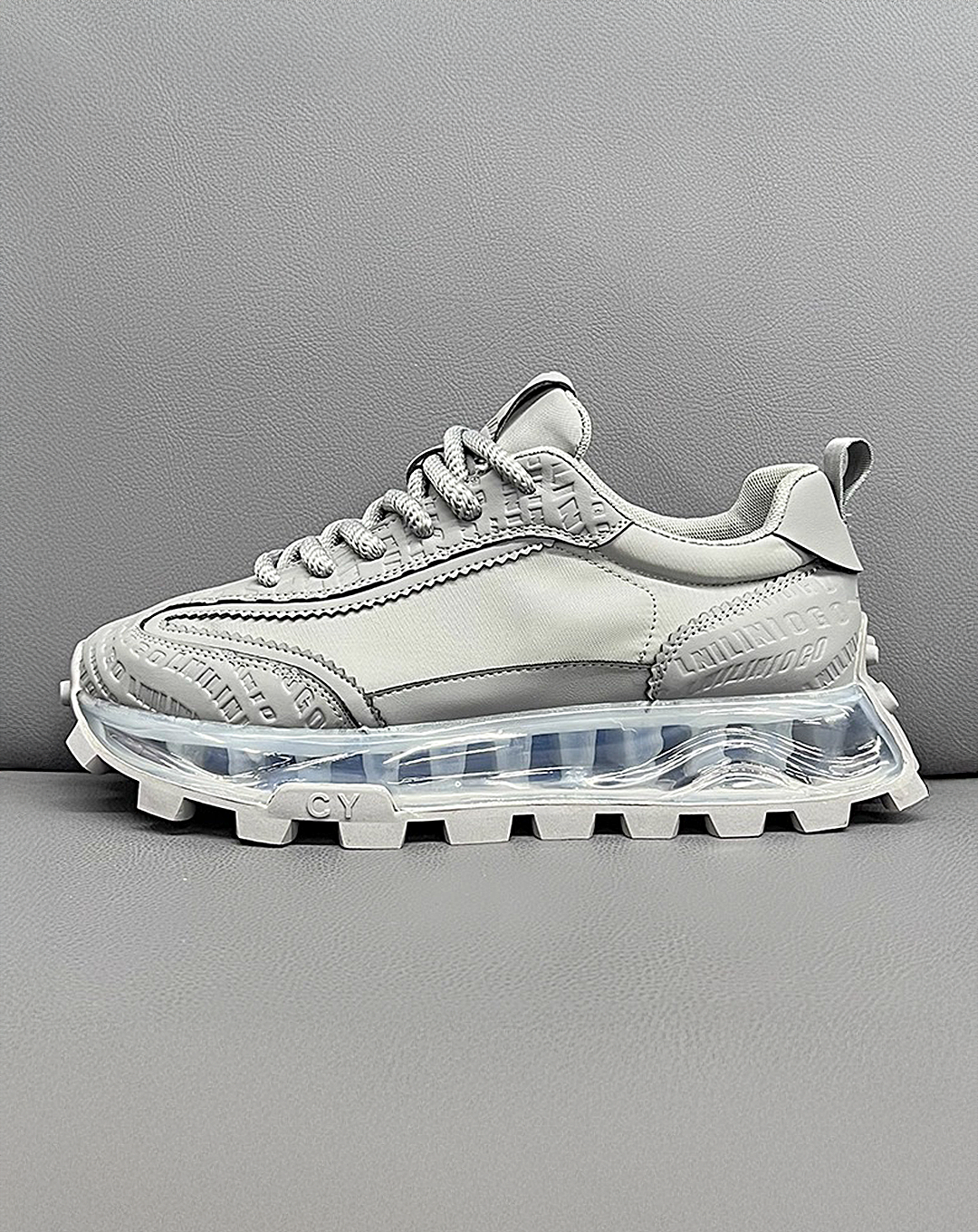 ♀Grid Sole Sneakers