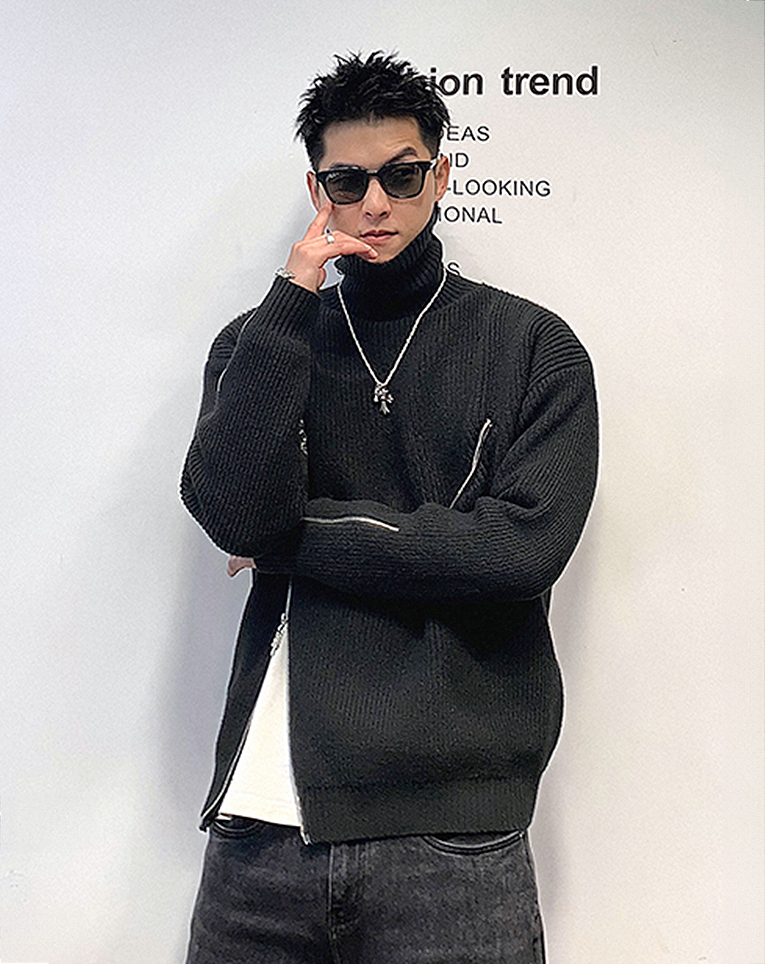 ♂High Neck Zip Knit