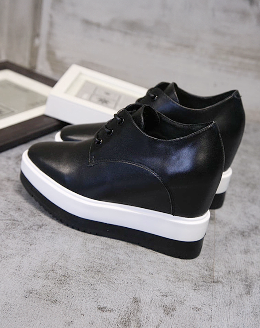 ♀本革/Smooth Laceup Shoes