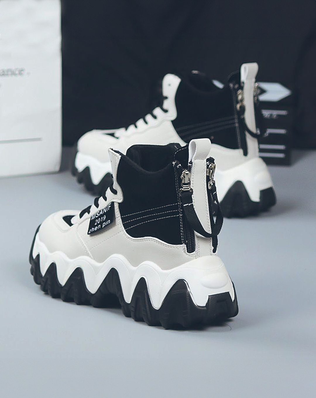 ♂♀本革/Wave Sole Zip Sneakers