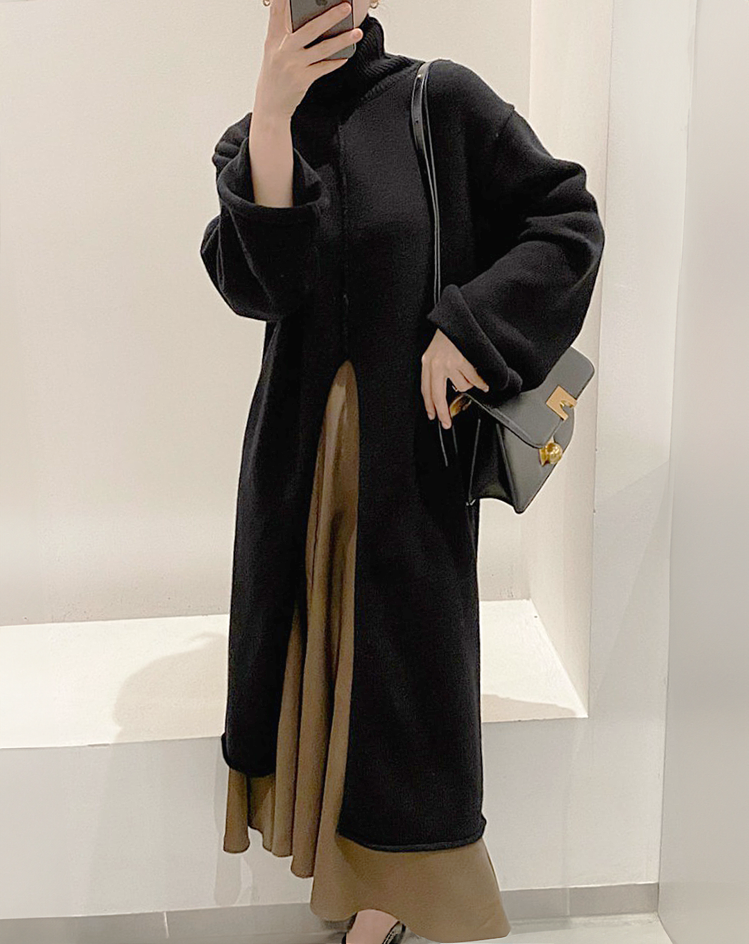 ♀Deep Slit Long Knit
