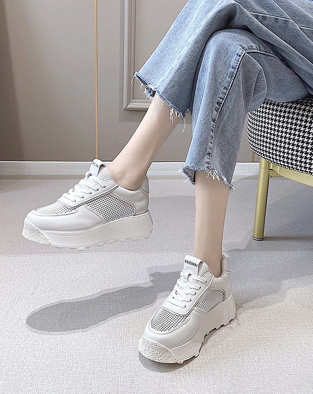 ♀本革/White Platform Sneakers