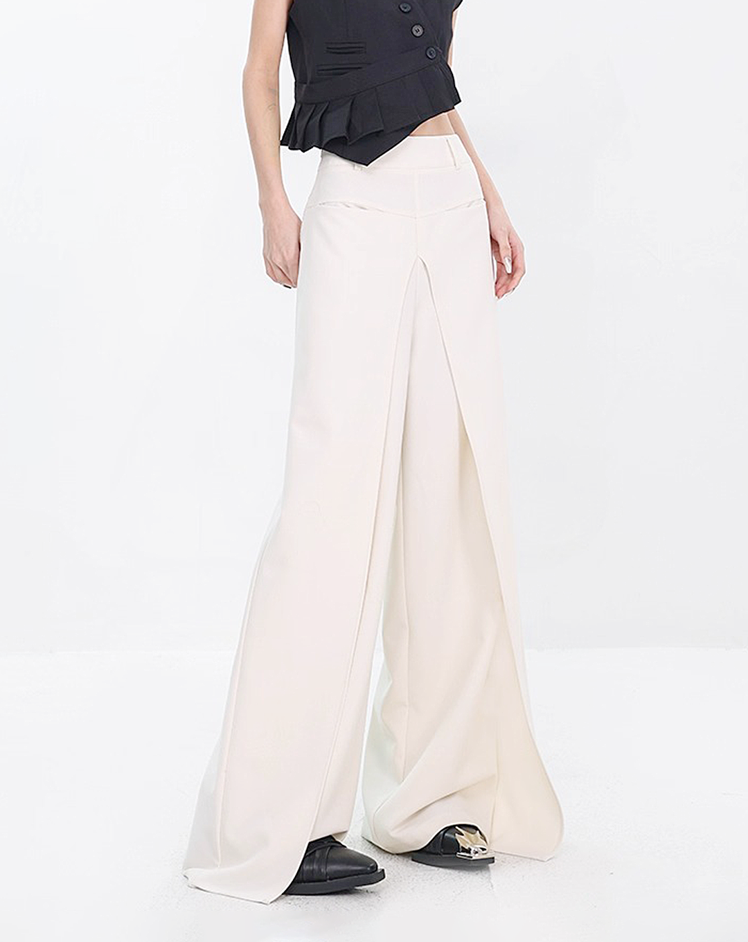 ♀V-Cut Draped Pants
