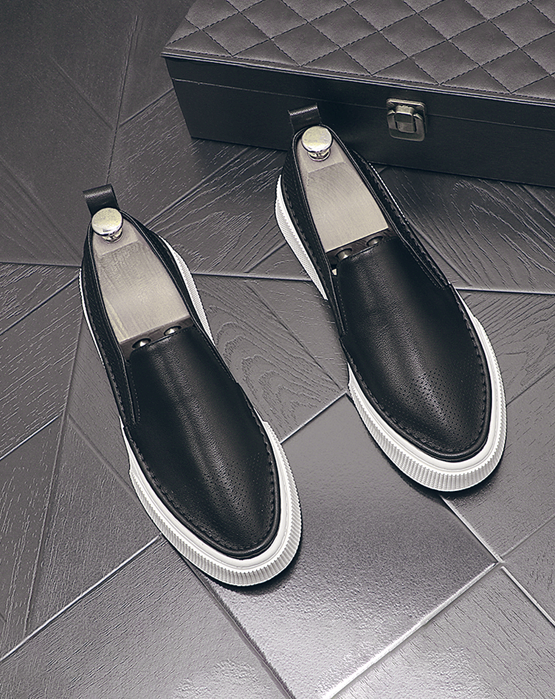♂♀Fine Mesh Design Shoes