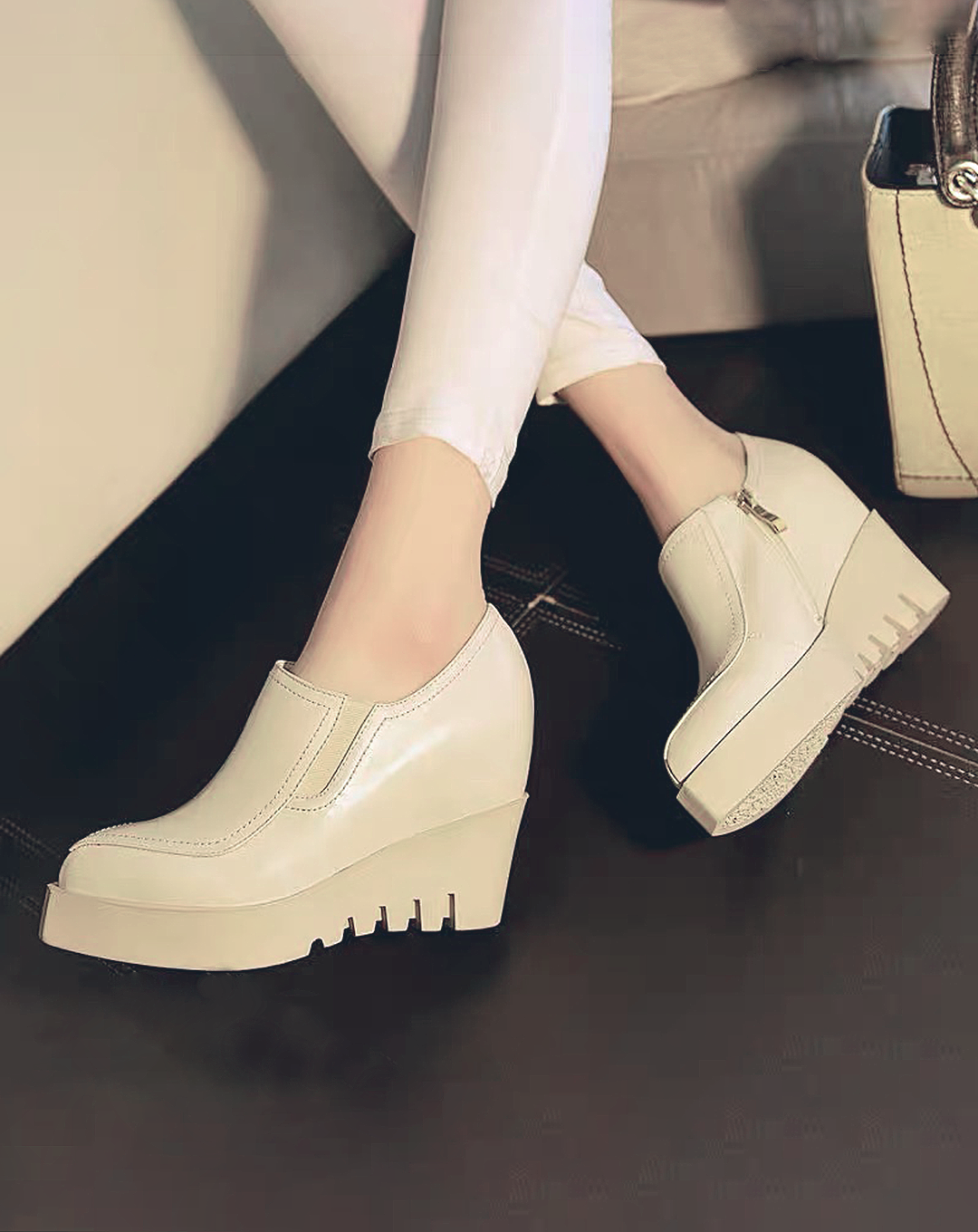 ♀ 本革/Leather Pointed Toe Wedge Sole Shoes