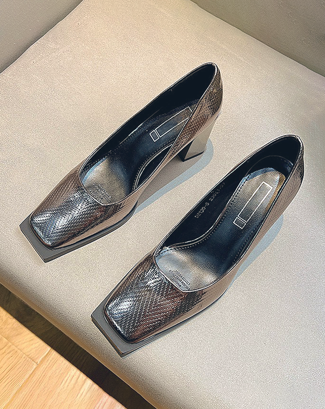 ♀Chevron Pattern Square Toe High Heels