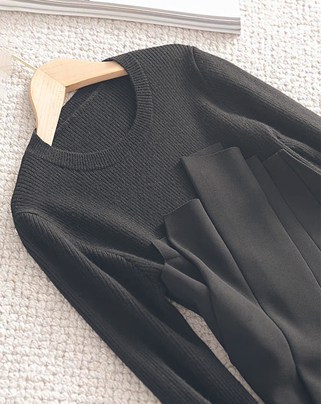 ♀Pleated Hem Knit
