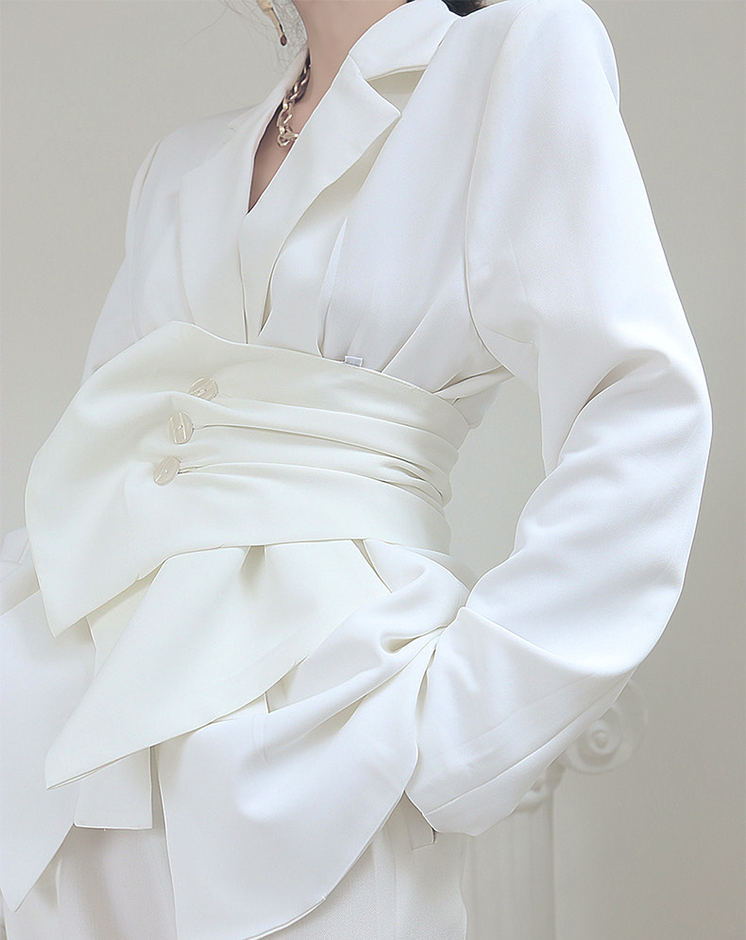 ♀Sash Belt White Jacket