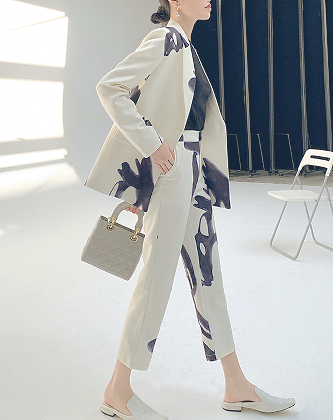 ♀Drawing Print Suit