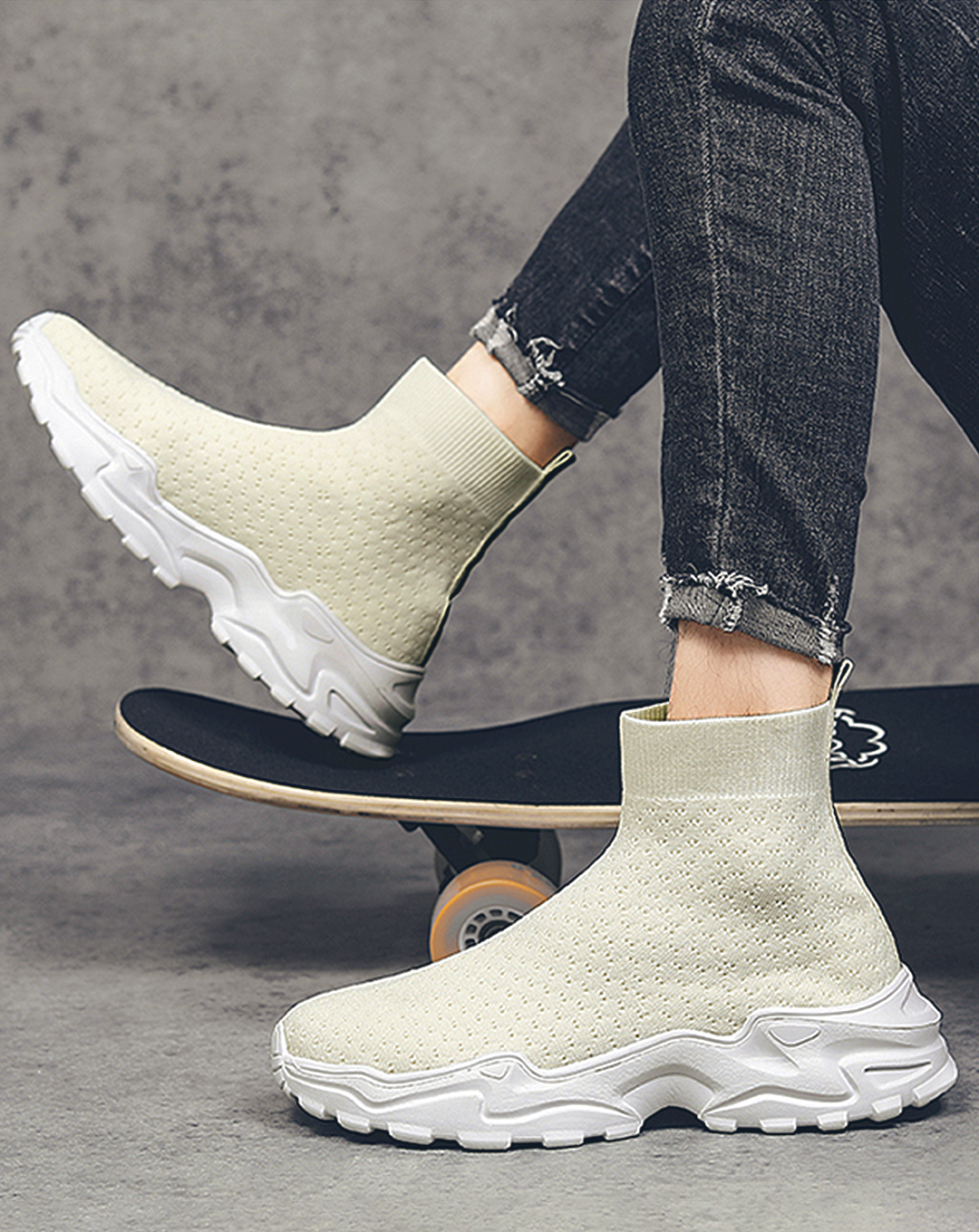 ♂♀Light High Cut Socks Shoes