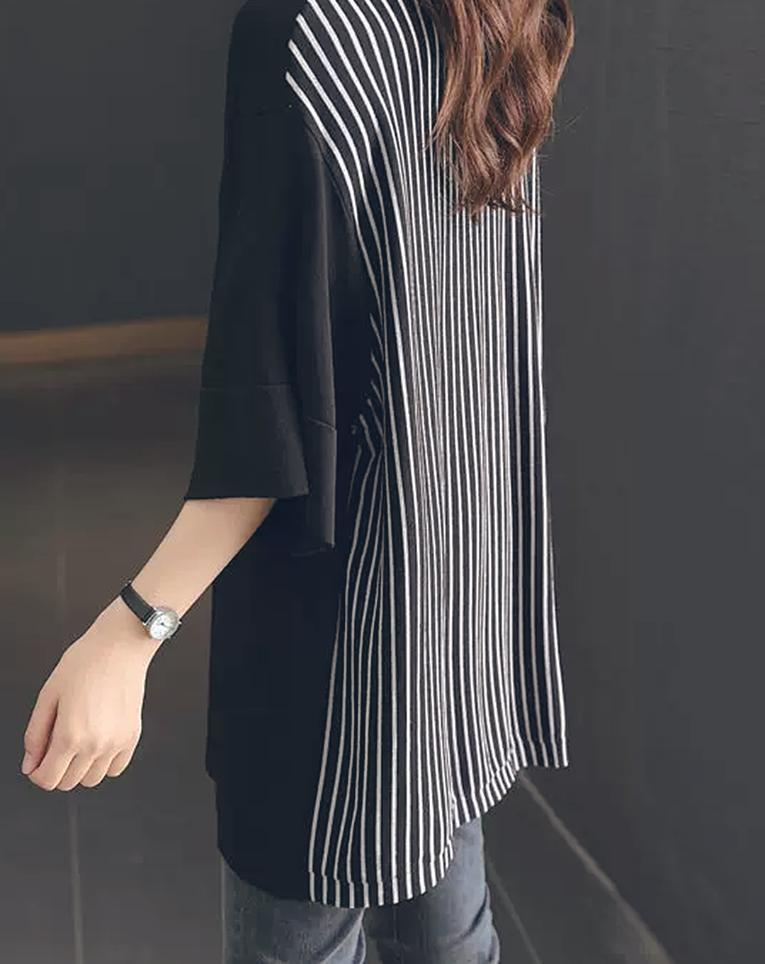 ♀Striped Switching V-neck Shirt