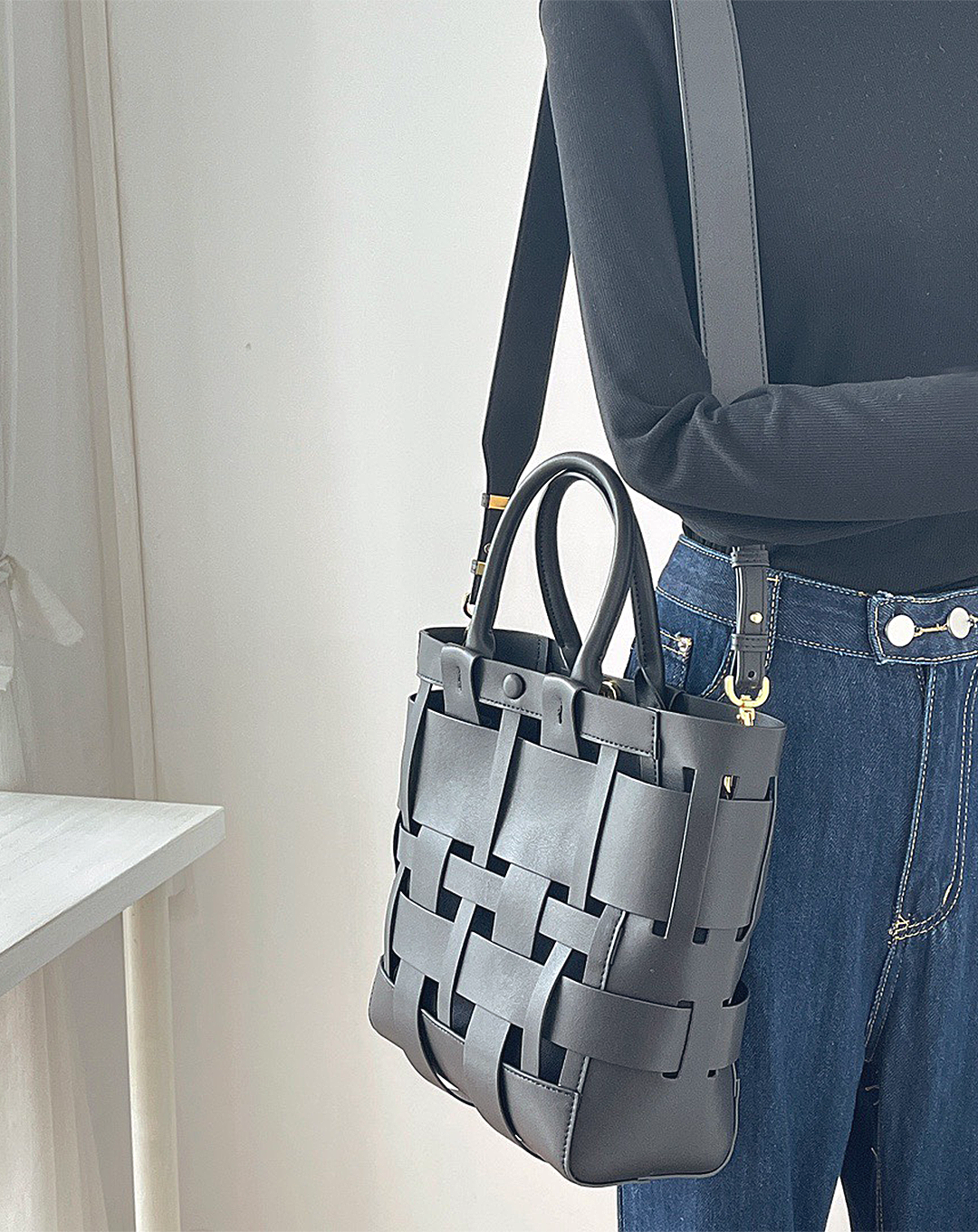 本革/Leather wide Mesh Tote Bag