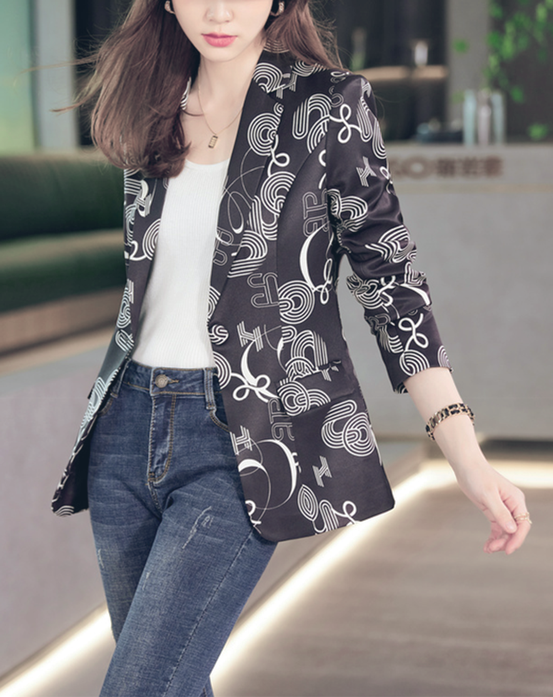♀Curve Pattern Design Jacket
