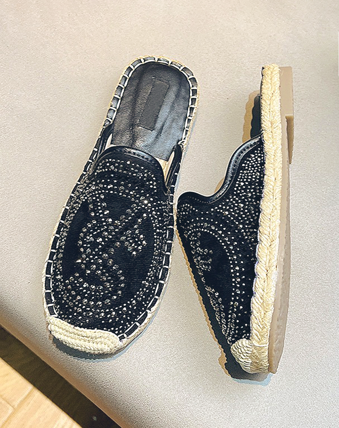 ♀Studs Decoration Flat Shoes