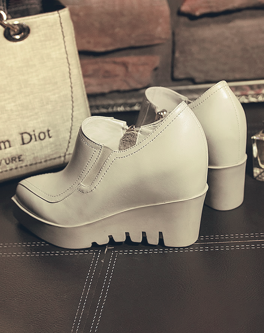 ♀ 本革/Leather Pointed Toe Wedge Sole Shoes