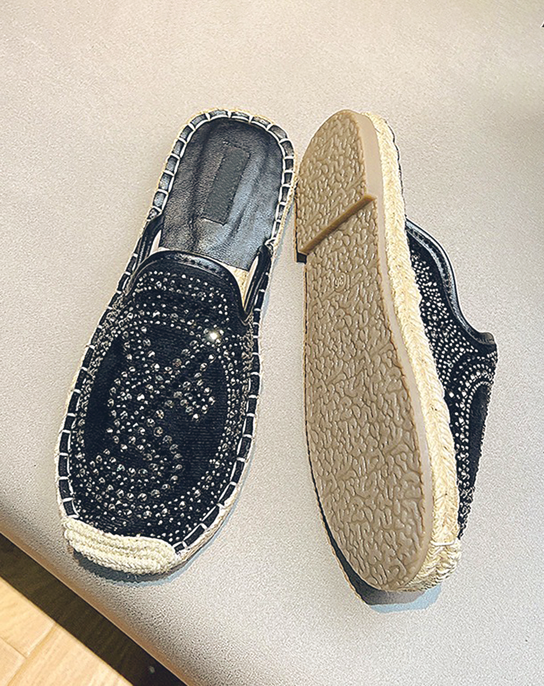 ♀Studs Decoration Flat Shoes