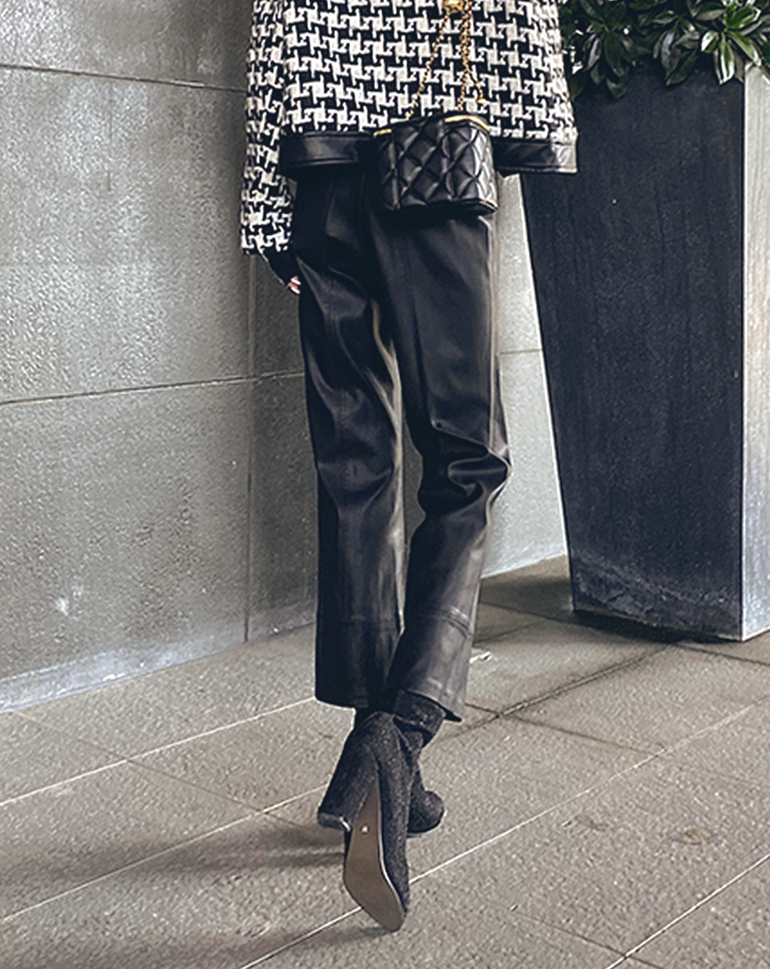 ♀Leather Flared Pants