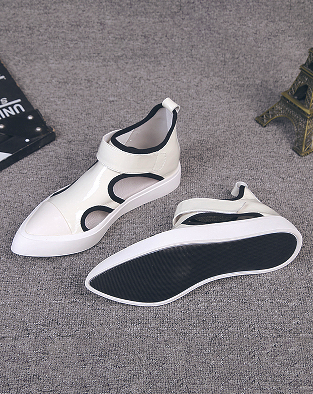 ♀ 本革/Pointed Toe Leather Sandals