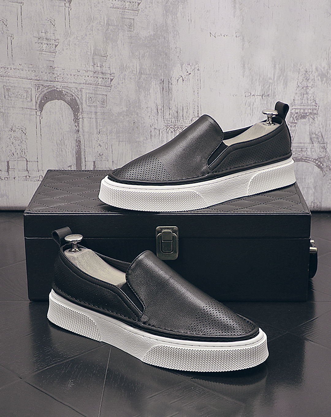 ♂♀Fine Mesh Design Shoes