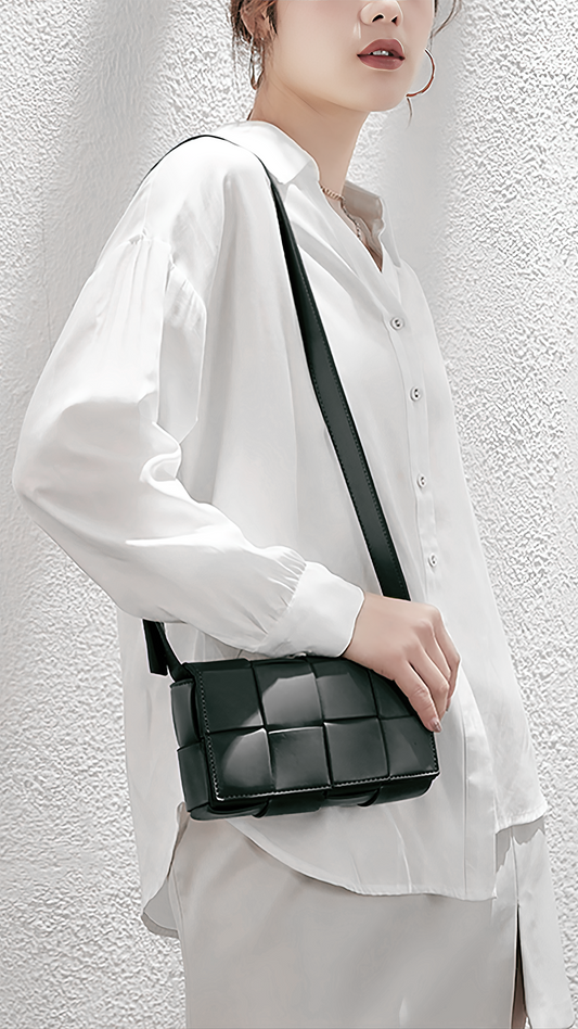 本革/Intrecciato Multiple Uses Bag