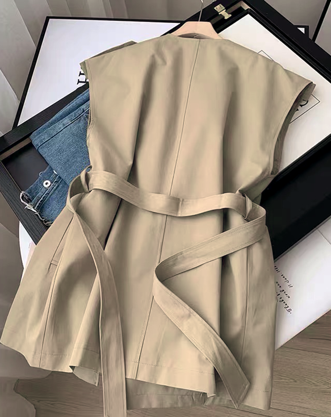 ♀Trench Gilet Vest & Balloon Sleeve Shirt