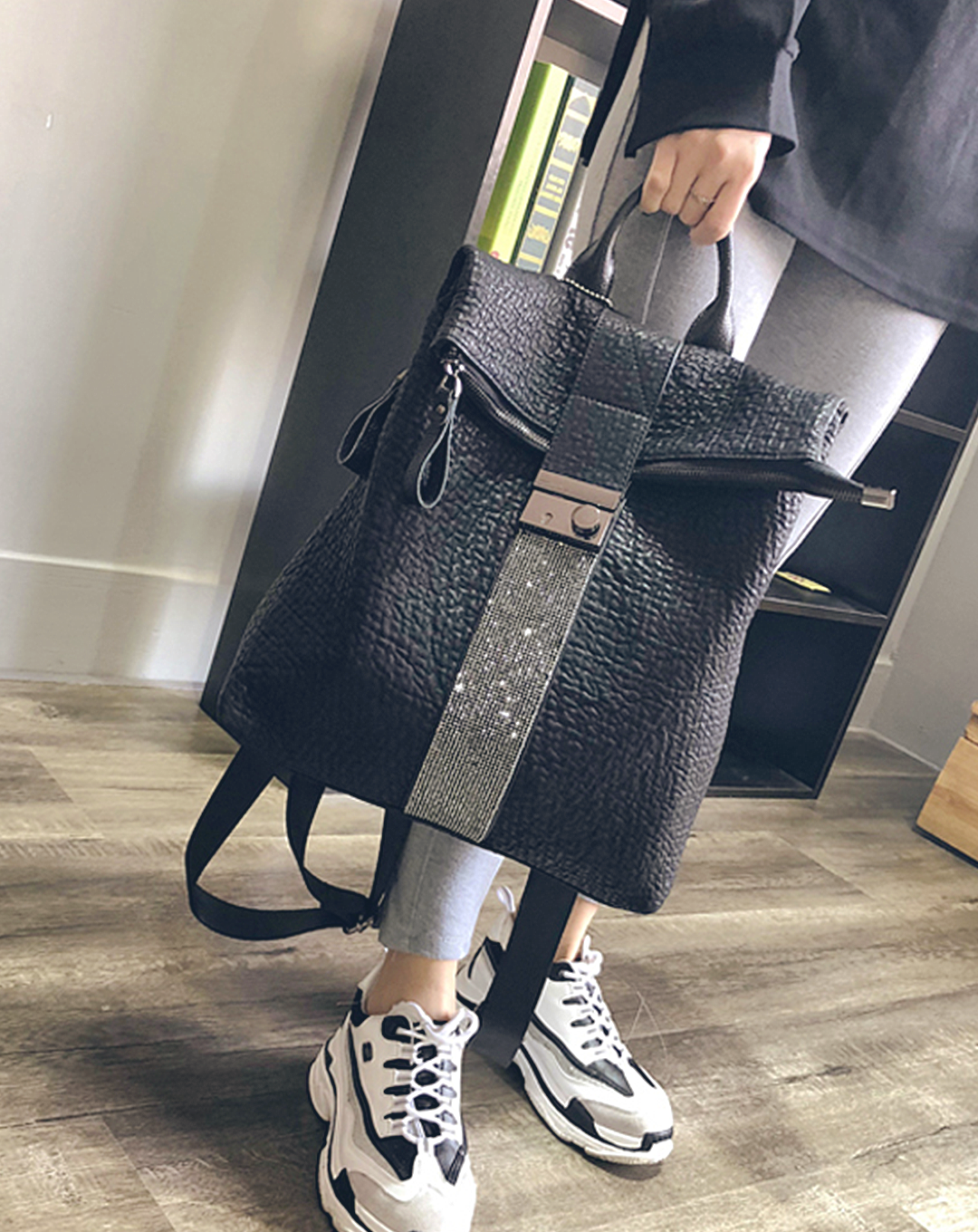 本革/Square Type Belt Backpack