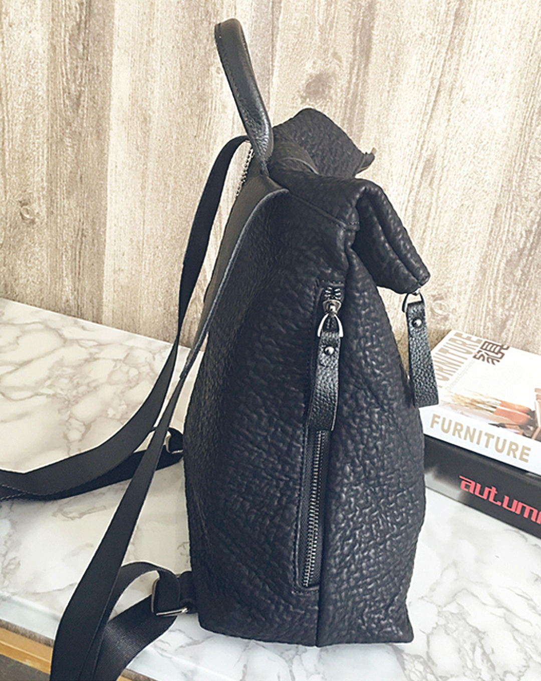 本革/Square Type Belt Backpack