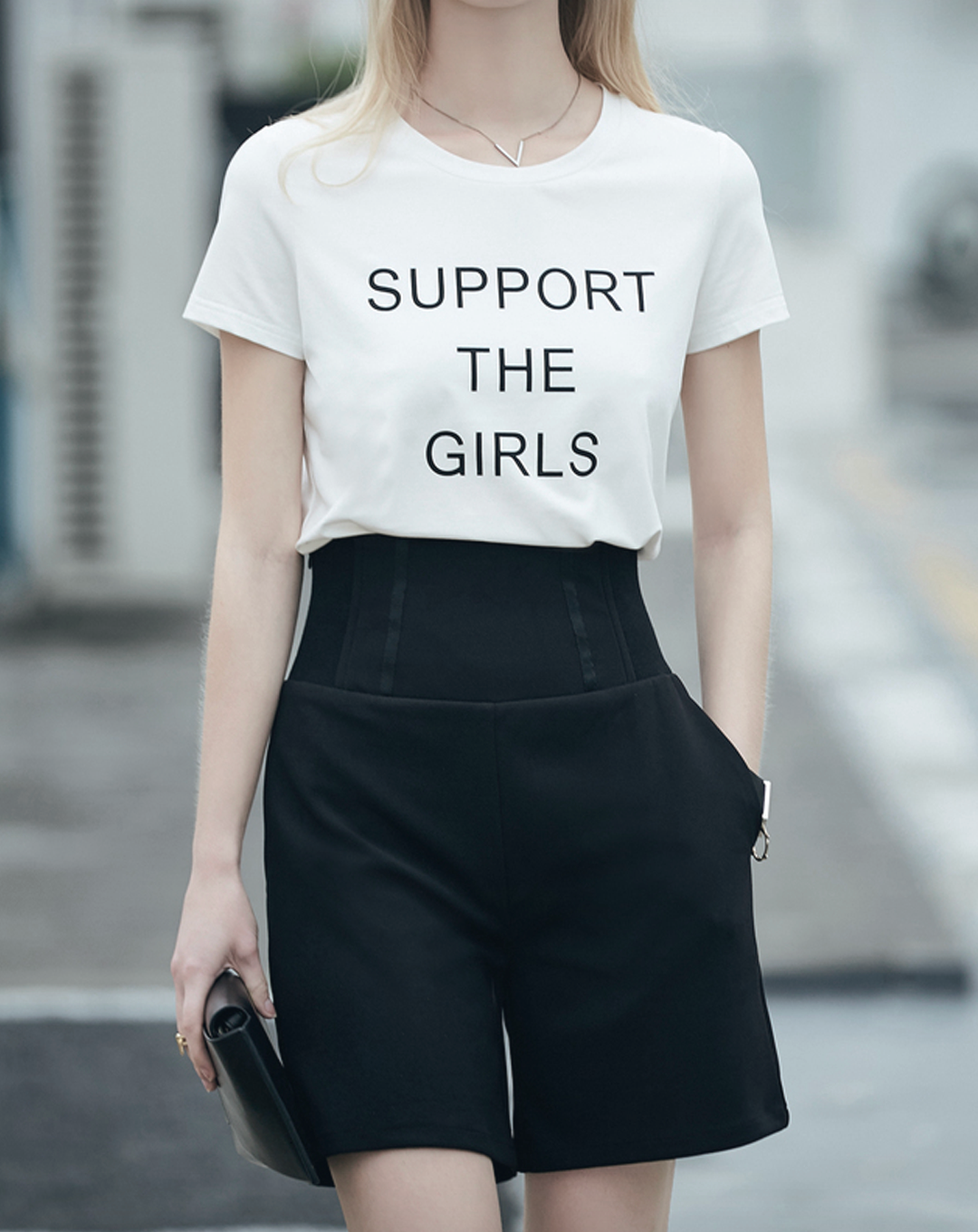♀Lace-Up Back Half Pants