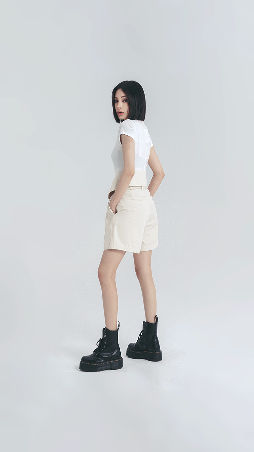 ♀Waist Flap 2-Way Half Pants
