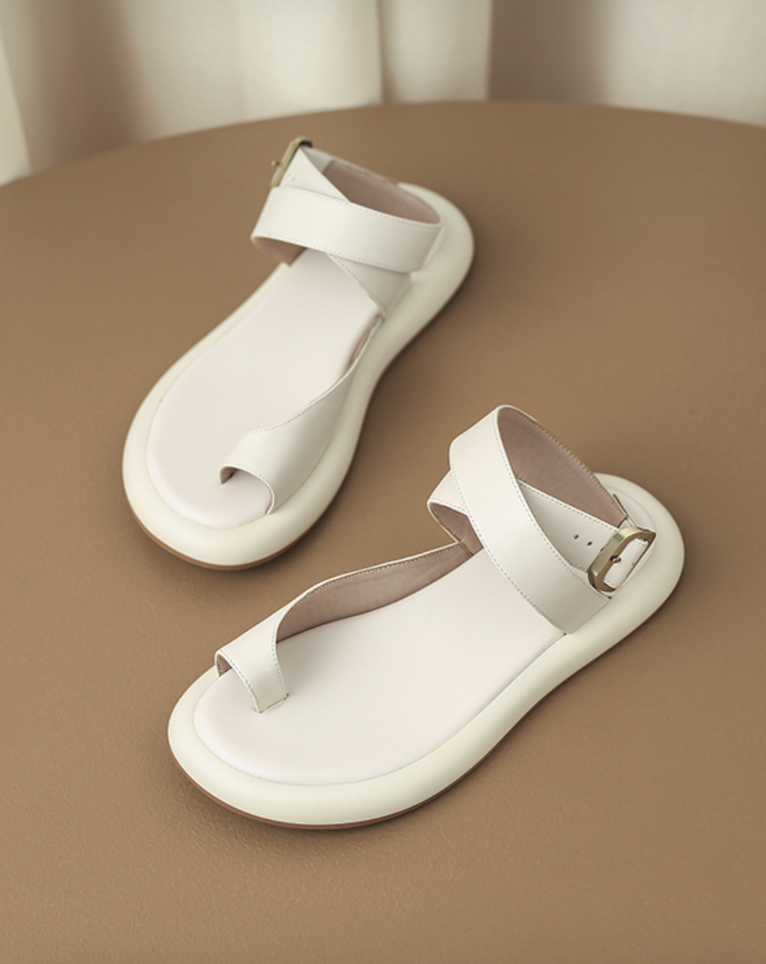 ♀本革/Cross Strap Sandals