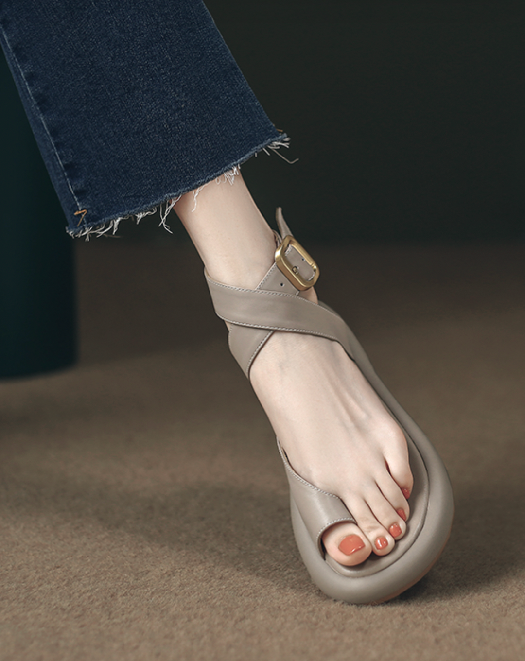 ♀本革/Cross Strap Sandals