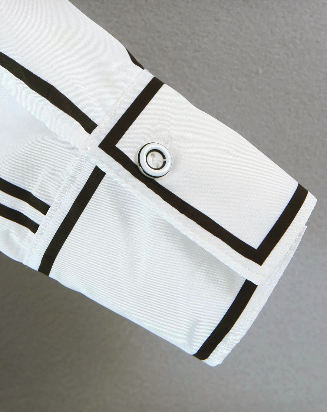 ♀Line Drawing Shirt
