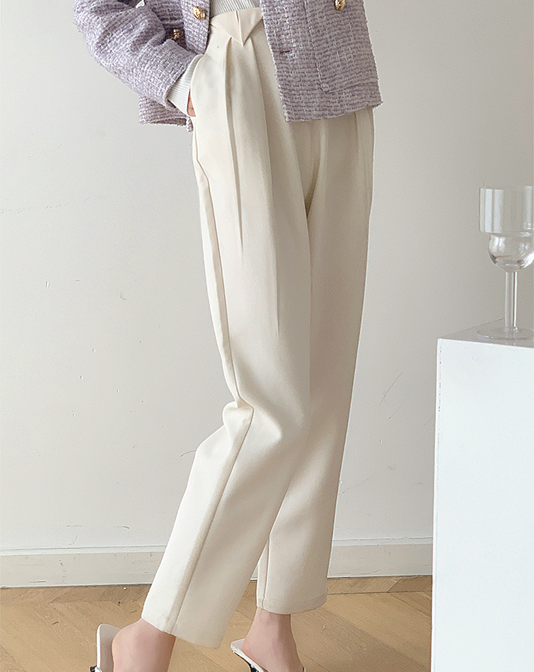 ♀Deep Tuck Tapered Pants