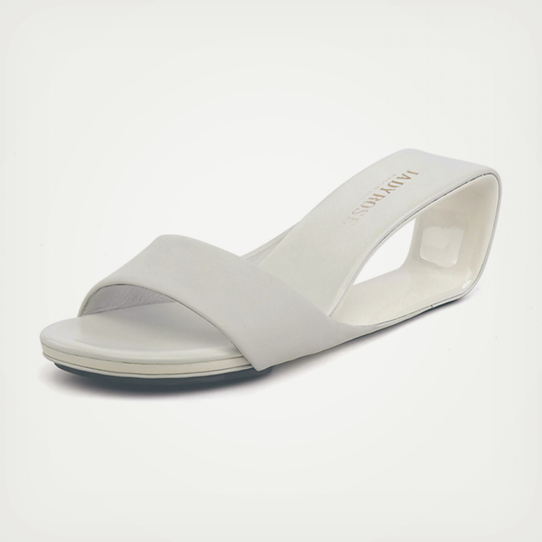 ♀本革/Cavity Heel Sandals